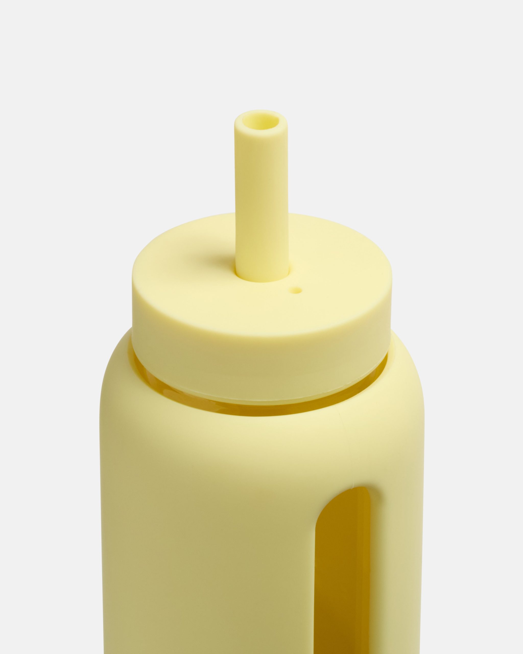 20251027_Bink_KidsBottle_LoungeStrawCap_10oz_Butter_0662-1.jpg