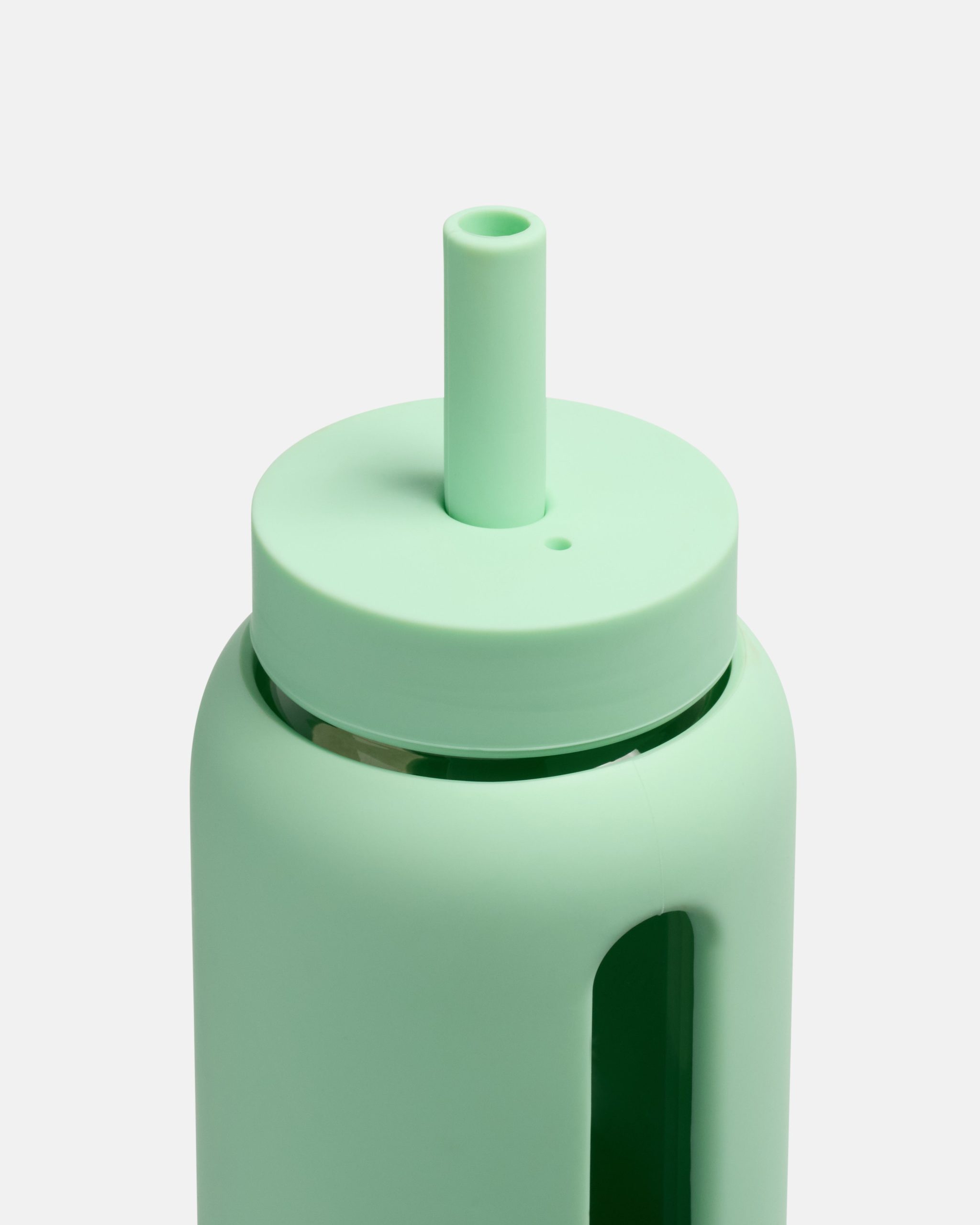 20251027_Bink_KidsBottle_LoungeStrawCap_10oz_SeaGlass_0666-1.jpg