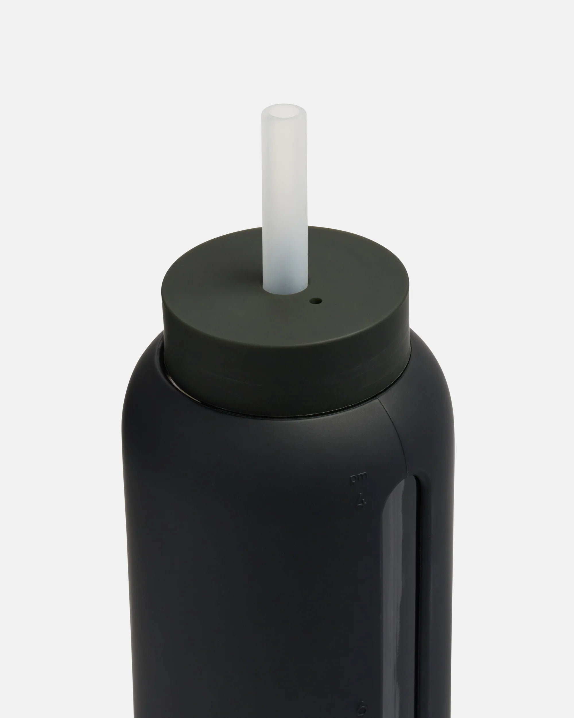 20251027_Bink_LoungeStrawCap_Black_Clear_0612_225e6e73-7c87-4d60-bd31-0ee4b718b675-1.jpg